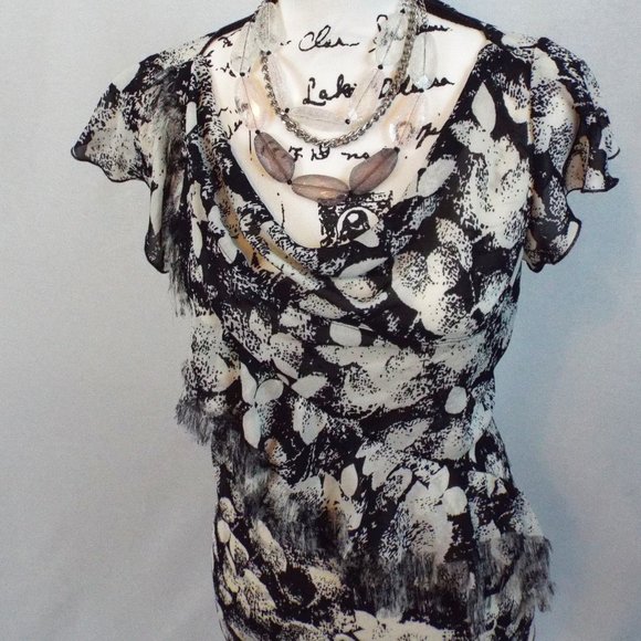 BCBGeneration Black and White Sheer Short Sleeve V-Neck Top w/ Fringe Size Med - Picture 1 of 7